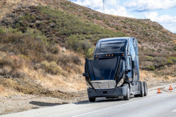 Broken big rig semi truck - MAN Truck Repairs & Services Benoni 